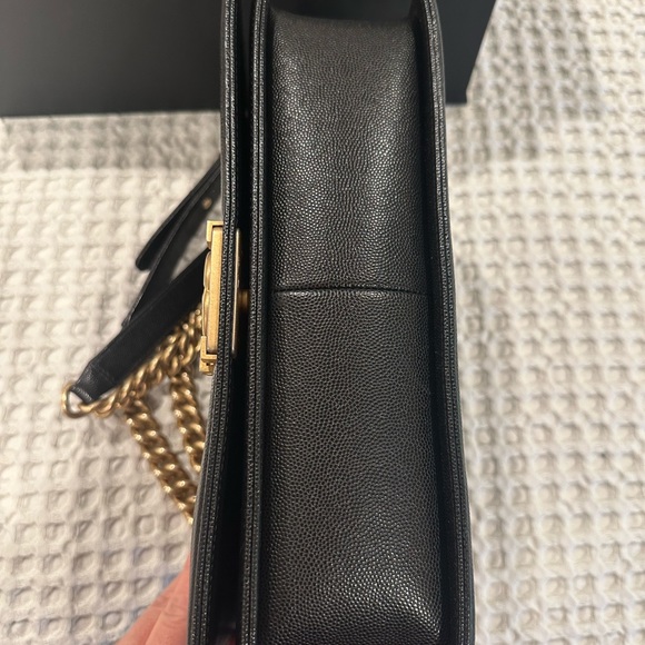 Authentic Chanel boy bag in excellent condition. - Picture 13 of 13